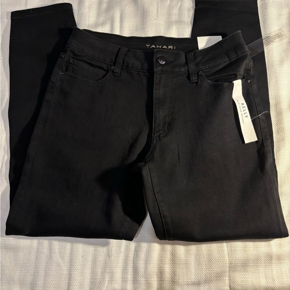 Tahari Kelly Mid-rise Skinny Jeans Size 8/29